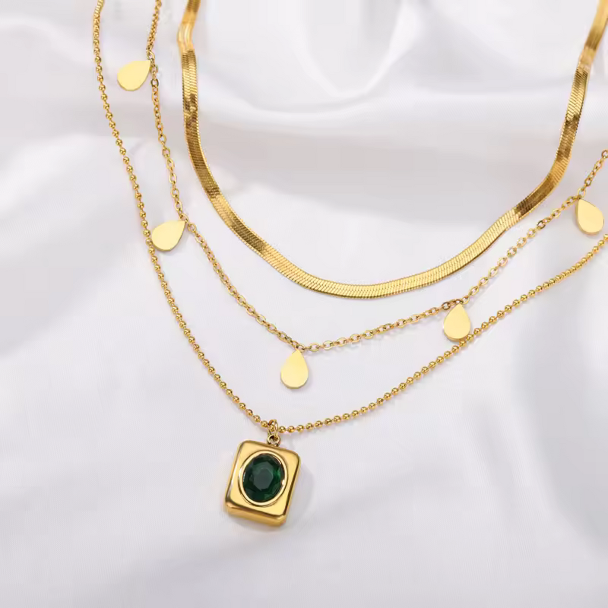 Serenna Virelle Necklace Set