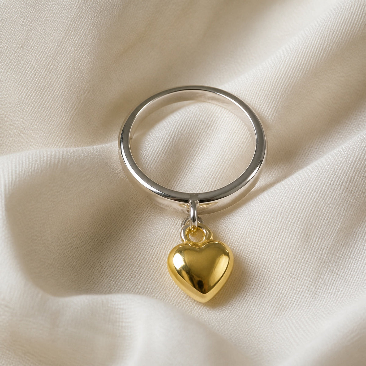 Dangling Heart Silver Ring
