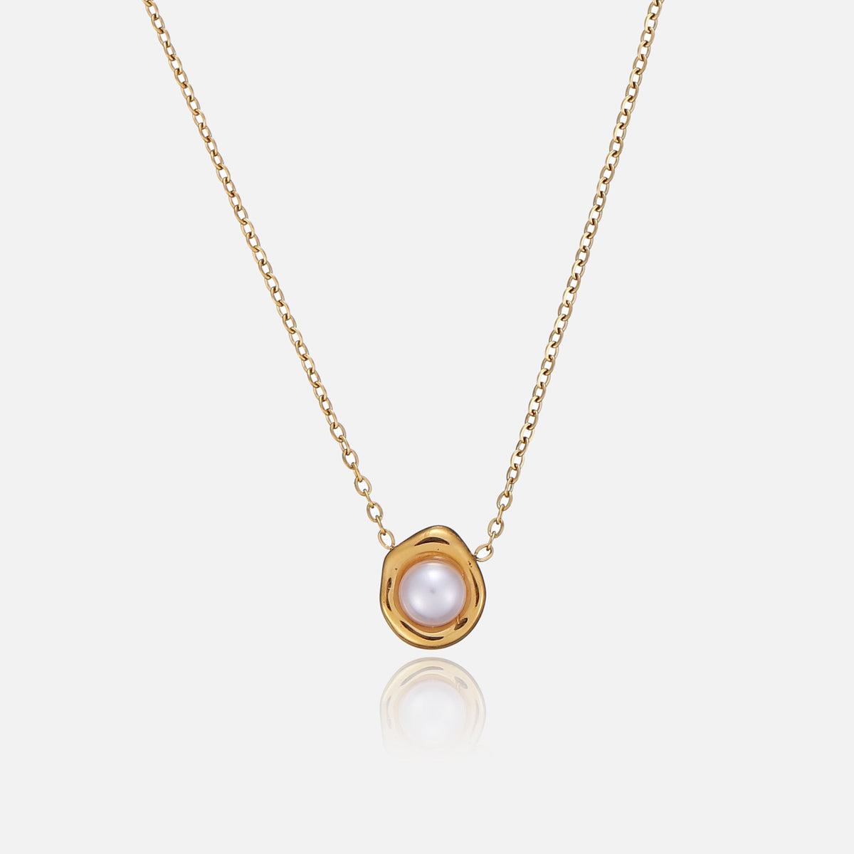 Isa Necklace