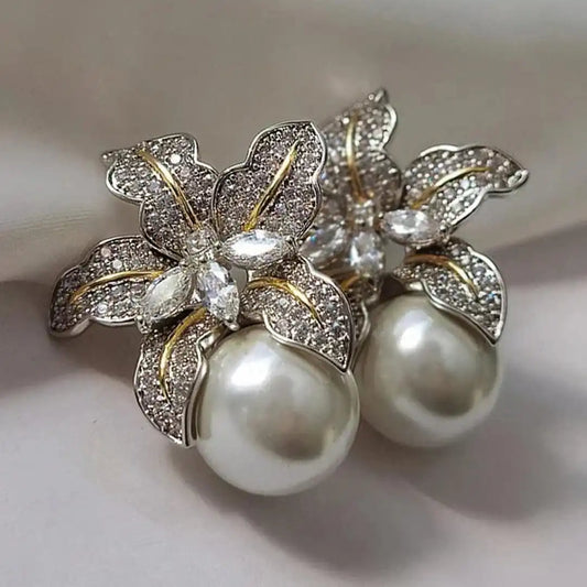 Exquisite Flower Pearl Earrings