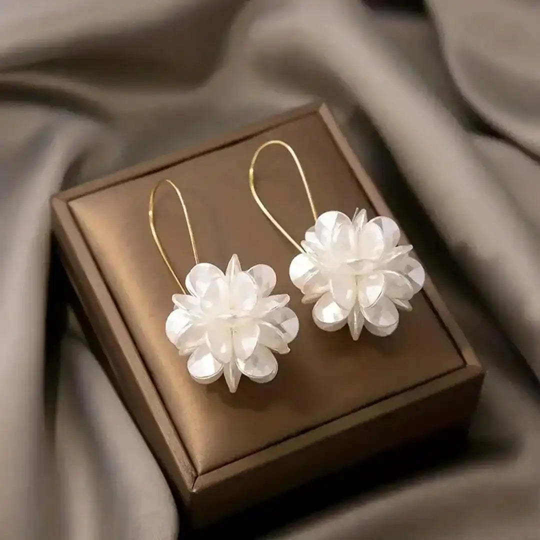 Pure Blossom Earrings